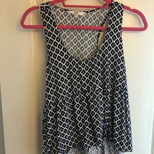 ✨ FLASH SALE! Women’s peplum tank size M